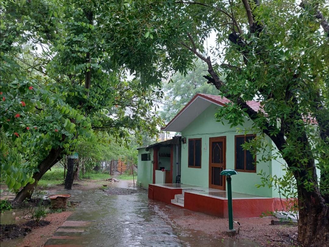 Ranakpur Nature Retreat Sādri エクステリア 写真